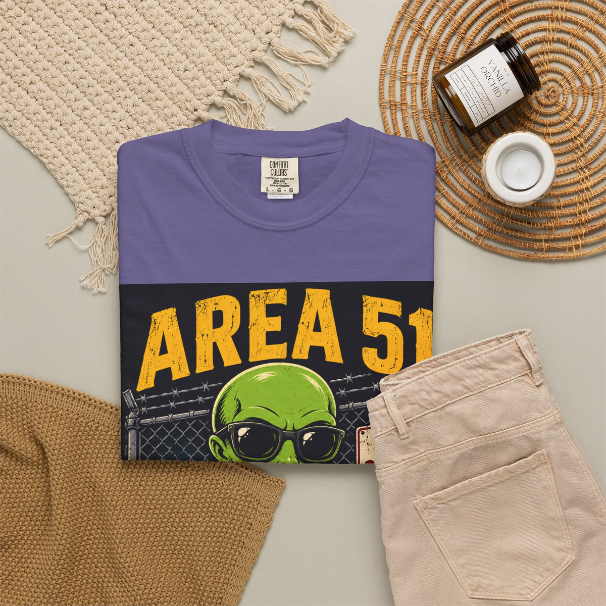 Area 51 Employee of the Month T-Shirt | Alien Thumbs Up Top Secret Design
